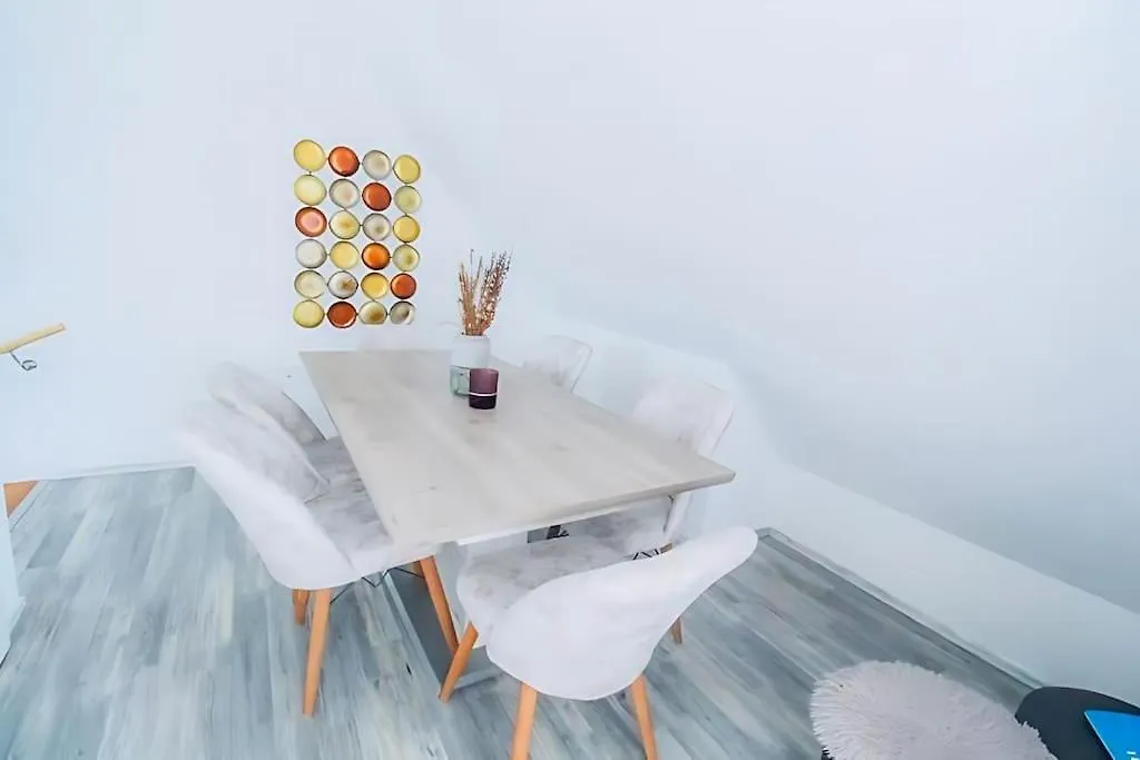 Central 4Br Apt With Terrace, 10Min Walk To Augarten Apartment Vienna