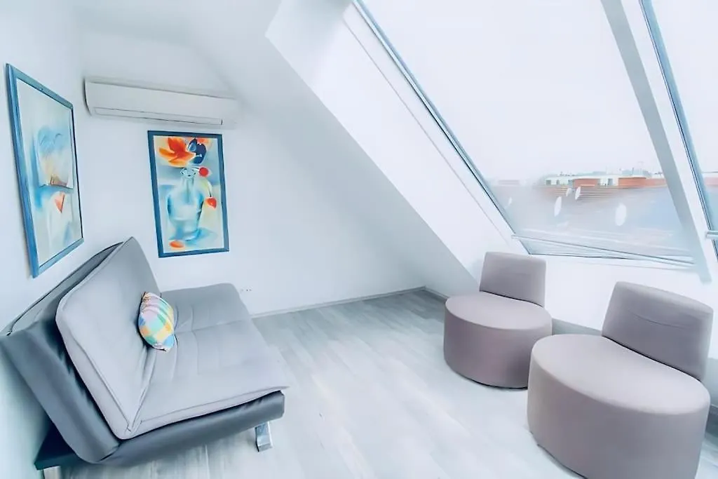 Central 4Br Apt With Terrace, 10Min Walk To Augarten Apartment Vienna Austria