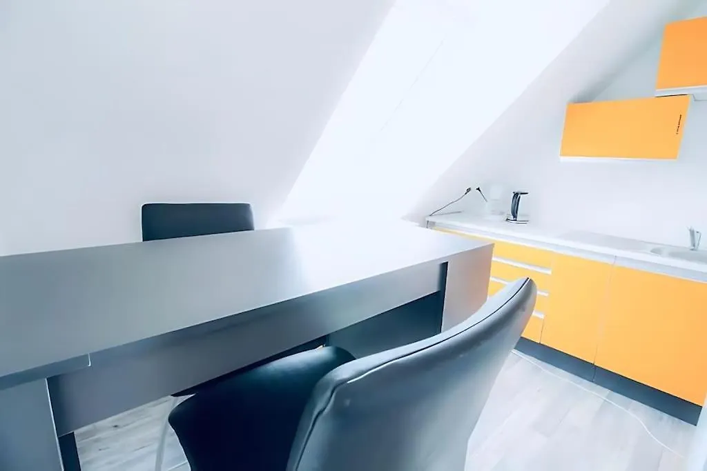 Central 4Br Apt With Terrace, 10Min Walk To Augarten Apartment Vienna Austria