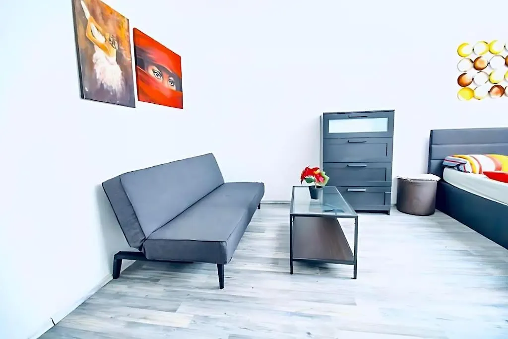 Central 4Br Apt With Terrace, 10Min Walk To Augarten Apartment Vienna
